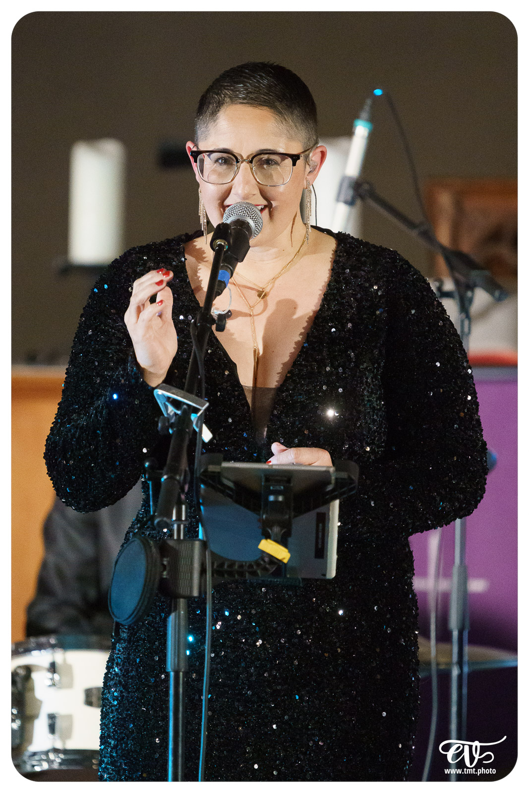 MAGALIE SARAH LÖFFLER AND THE BRASS 'N GROOVE BAND